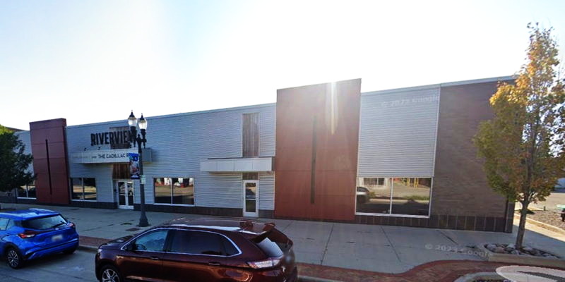 Lansing Recreation Center - Street View (newer photo)